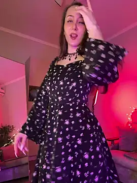 LuxBrunette  online show from 04.17.26