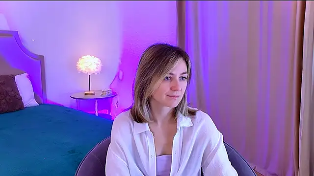 Snapshot of EmeraldGlow chatting on 01.15.26 EmeraldGlow online show from 01.15.26