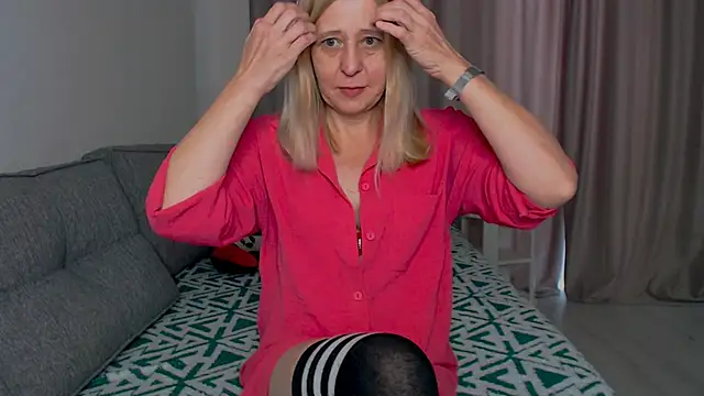 MiLenaMilf online show from 01.14.26