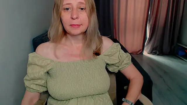 MiLenaMilf online show from 06.09.26