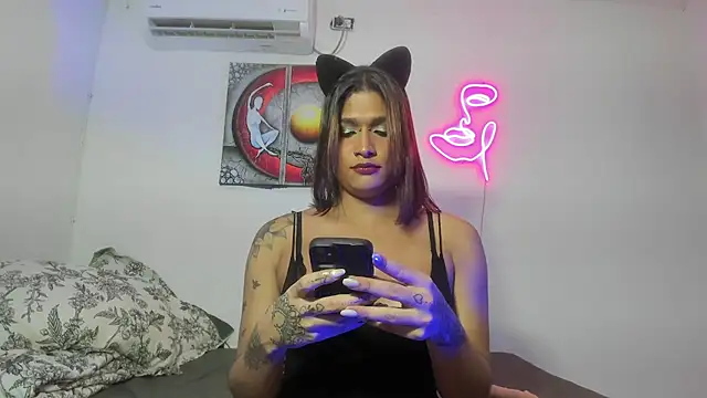 Maya Nova online show from 01.09.26