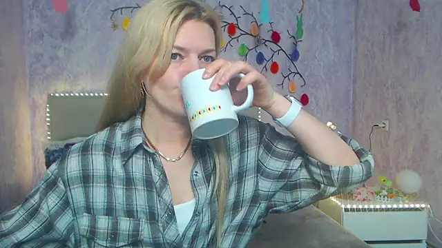 MelissaTyler online show from 04.09.26
