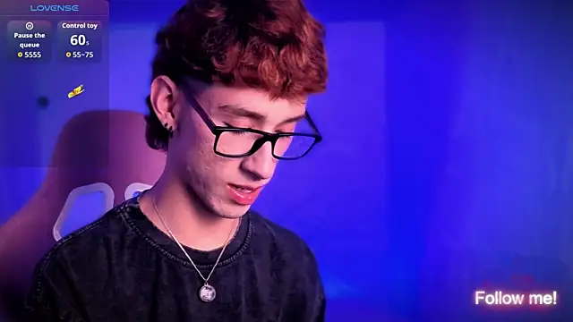 Kitsuneplay  online show from 01.06.26