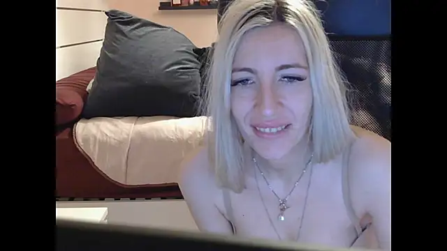 BarbieBlondieGirl online show from 01.17.26
