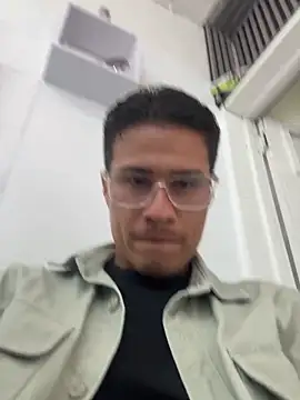 Snapshot of Latin_Paisa_Boy chatting on 03.16.26 Latin Paisa Boy online show from 03.16.26