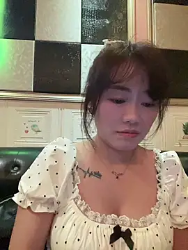 Snapshot of Molly-xiao chatting on 05.21.26 Molly-xiao online show from 05.21.26