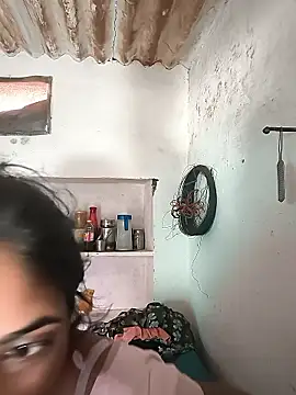 Snapshot of Naughty_Seema chatting on 06.12.26 Naughty Seema online show from 06.12.26