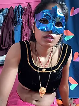 Snapshot of Naughty_Seema chatting on 06.28.26 Naughty Seema online show from 06.28.26