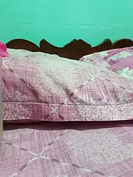 Snapshot of Puja_1230 chatting on 12.22.25 Puja 1230 online show from 12.22.25