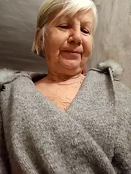 Snapshot of KlaudiaDarling chatting on 01.18.26 KlaudiaDarling online show from 01.18.26