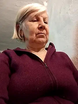 Snapshot of KlaudiaDarling chatting on 02.16.26 KlaudiaDarling online show from 02.16.26