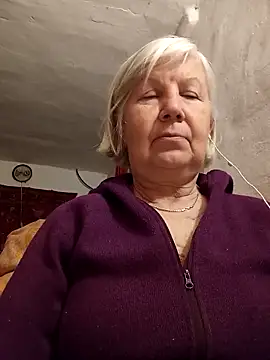 Snapshot of KlaudiaDarling chatting on 02.17.26 KlaudiaDarling online show from 02.17.26