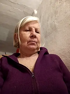 Snapshot of KlaudiaDarling chatting on 02.18.26 KlaudiaDarling online show from 02.18.26