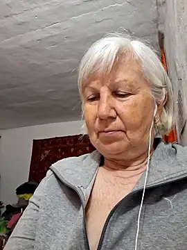 KlaudiaDarling online show from 05.10.26