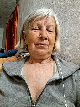 KlaudiaDarling online show from 05.17.26