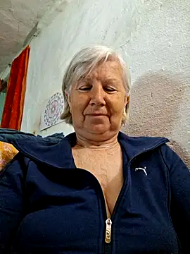 KlaudiaDarling online show from 05.18.26