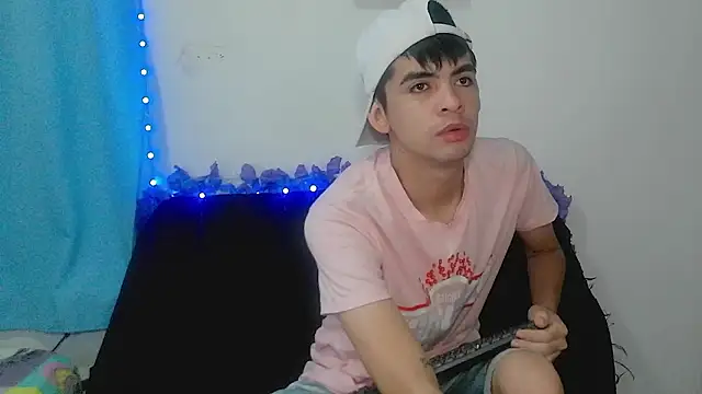 nico22love online show from 02.03.26