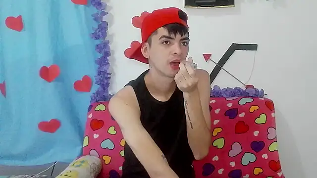 nico22love online show from 02.18.26