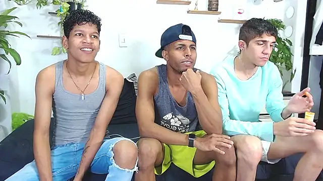 Interracial Snow Bunny online show from 02.23.26