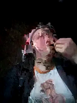 Snapshot of dakota-kis chatting on 02.14.26 dakota-kis online show from 02.14.26