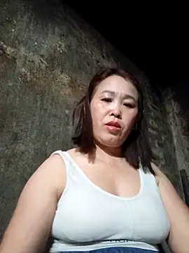 Snapshot of dakota-kis chatting on 03.18.26 dakota-kis online show from 03.18.26