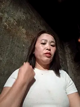 Snapshot of dakota-kis chatting on 03.22.26 dakota-kis online show from 03.22.26