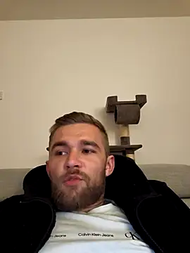 Benjamiinlt online show from 04.07.26