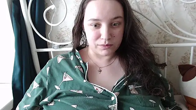 AmazingAllice online show from 02.07.26