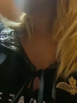 FoxxyFoxx online show from 03.11.26