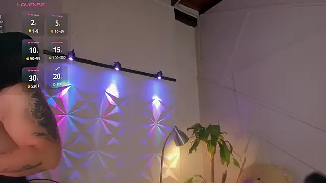 Snapshot of GabiSaenz_ chatting on 05.16.26 GabiSaenz online show from 05.16.26