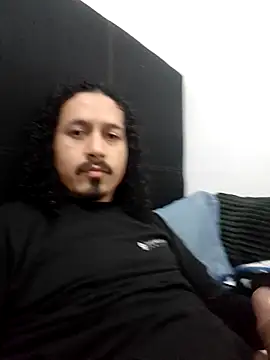 CarlosGM77 online show from 04.20.26