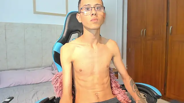 asher lux online show from 02.04.26