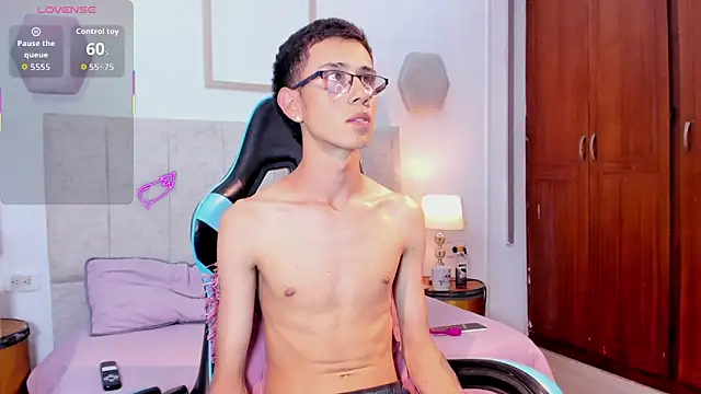 asher lux online show from 04.16.26