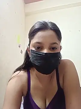 Snapshot of sexyyy_sonia chatting on 05.19.26 sexyyy sonia online show from 05.19.26
