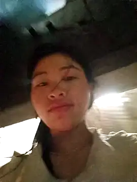 Snapshot of Hiniyk2 chatting on 04.18.26 Hiniyk2 online show from 04.18.26