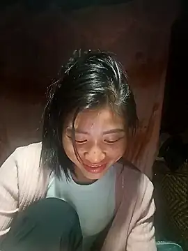 Snapshot of Hiniyk2 chatting on 05.06.26 Hiniyk2 online show from 05.06.26