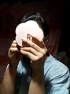 Snapshot of Hiniyk2 chatting on 05.11.26 Hiniyk2 online show from 05.11.26