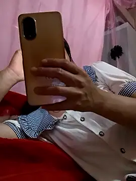 Snapshot of Hiniyk2 chatting on 05.20.26 Hiniyk2 online show from 05.20.26