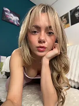 Kylie Mystic online show from 04.03.26