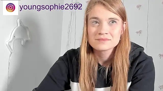 YoungSophie online show from 05.19.26