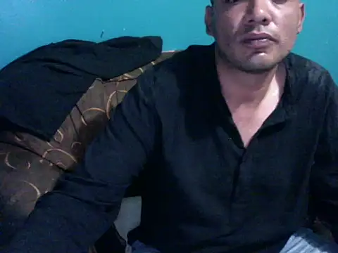 latinomoreno95 online show from 05.15.26