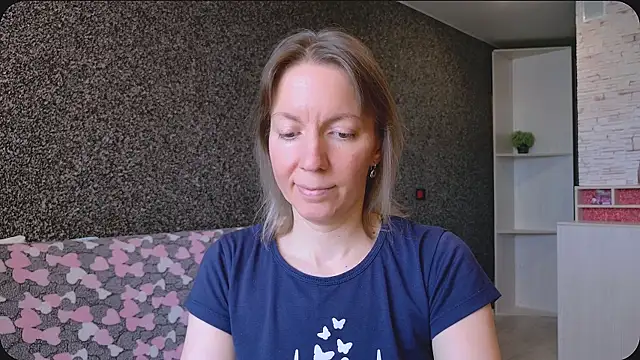 Amanda Luxe online show from 07.18.26