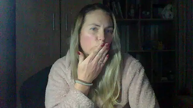 VikiLove765 online show from 02.04.26