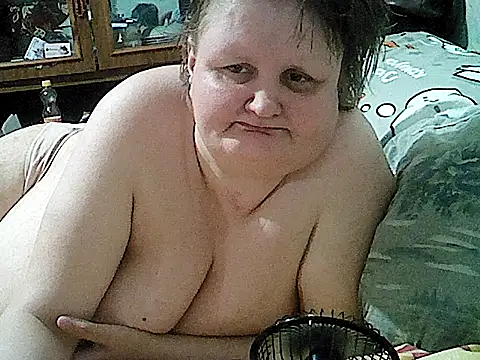 Snapshot of nataly4560 chatting on 04.19.26 nataly4560 online show from 04.19.26