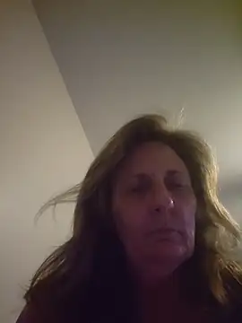 HotAzMilf online show from 02.17.26