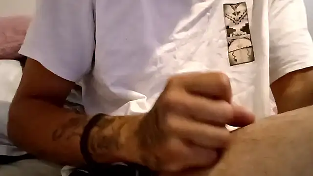 Snapshot of growerboner chatting on 07.12.26 growerboner online show from 07.12.26