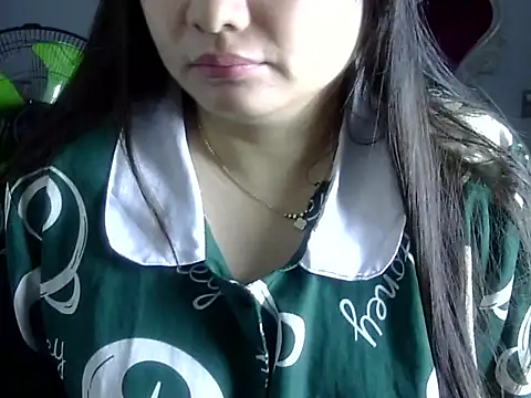 Snapshot of Sarah_no_land chatting on 02.08.26 Sarah no land online show from 02.08.26