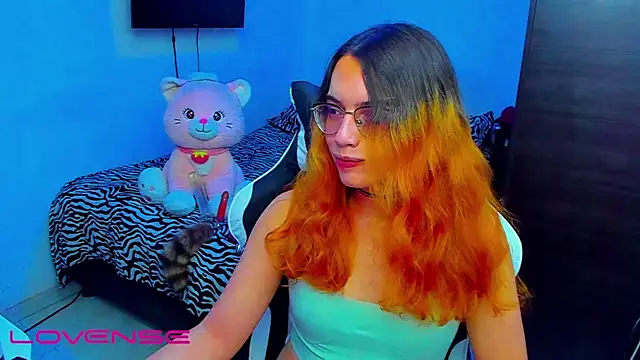 lillykittyyy online show from 04.11.26