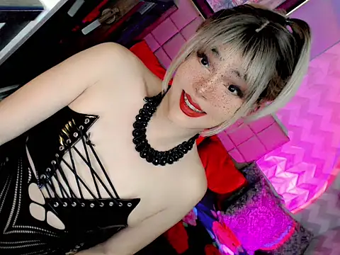 Snapshot of BEYBIDOMME chatting on 04.28.26 BEYBIDOMME online show from 04.28.26
