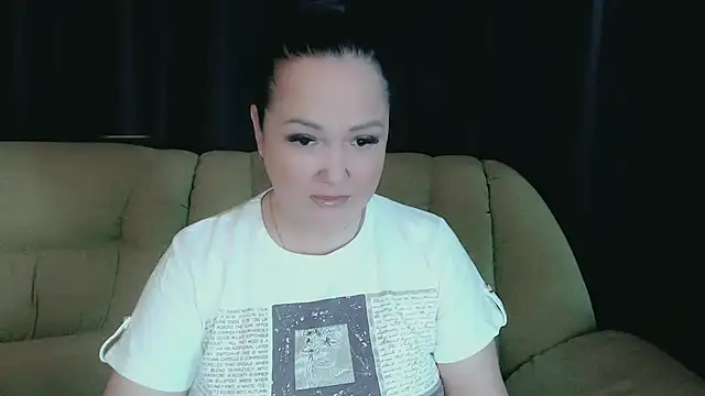 Snapshot of infinity_loveliness chatting on 02.05.26 infinity loveliness online show from 02.05.26